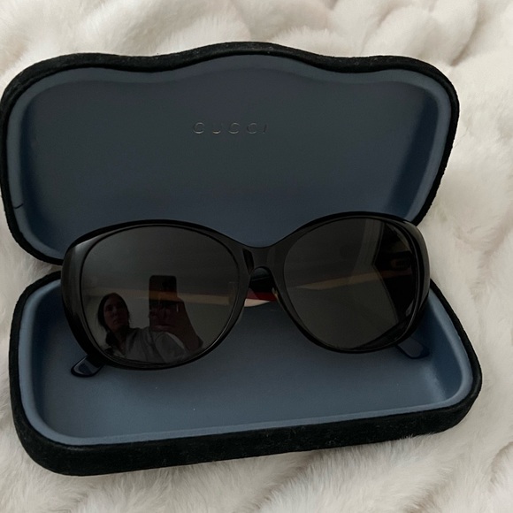 Like new GUCCI glasses - Picture 1 of 9